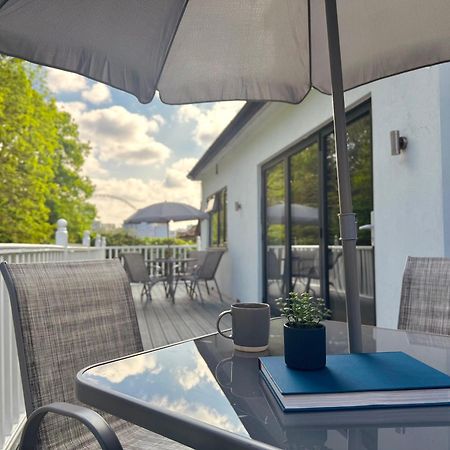 En-Suites With Free Parking 30Min To Central London Eksteriør bilde
