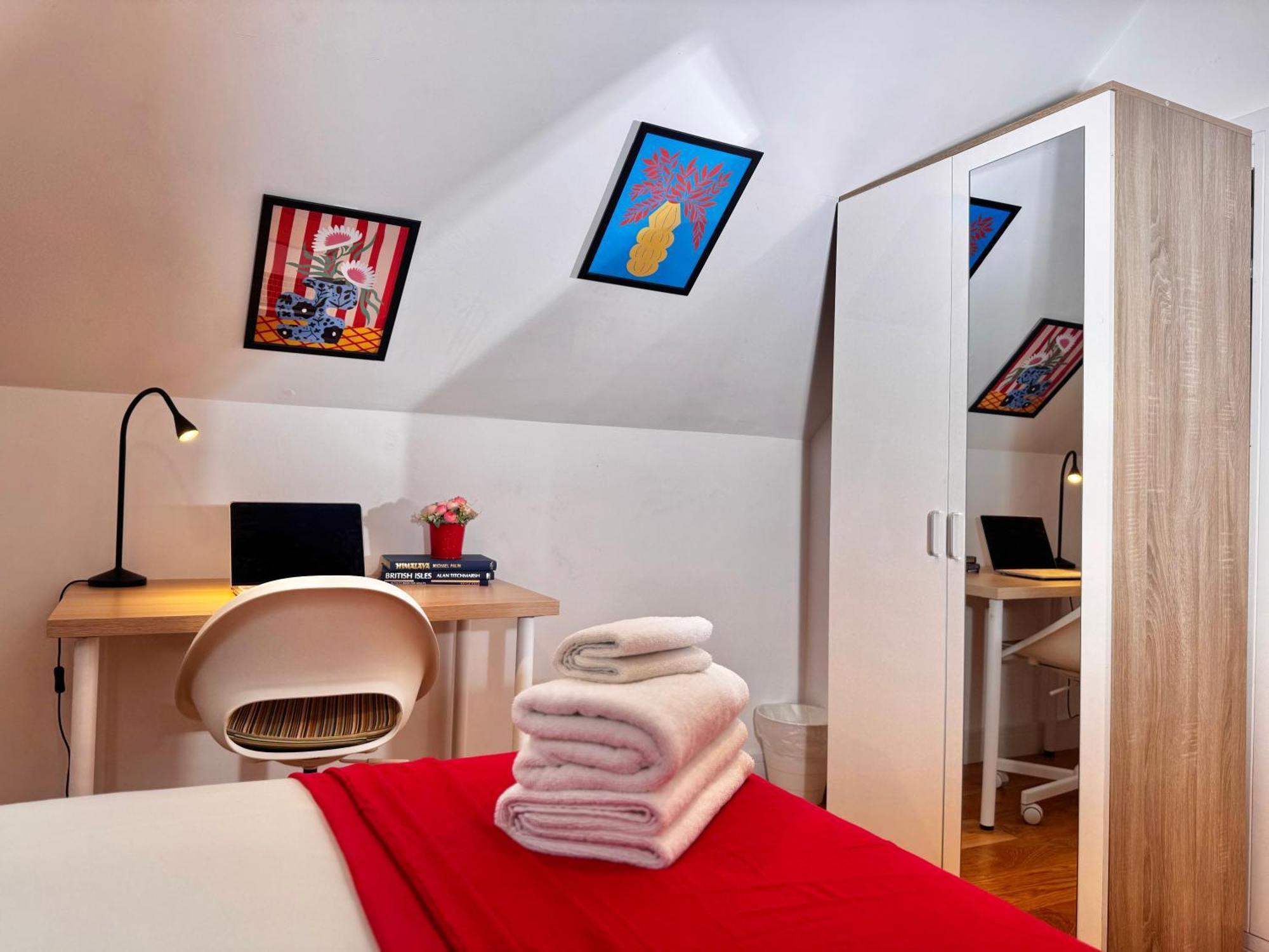 En-Suites With Free Parking 30Min To Central London Eksteriør bilde
