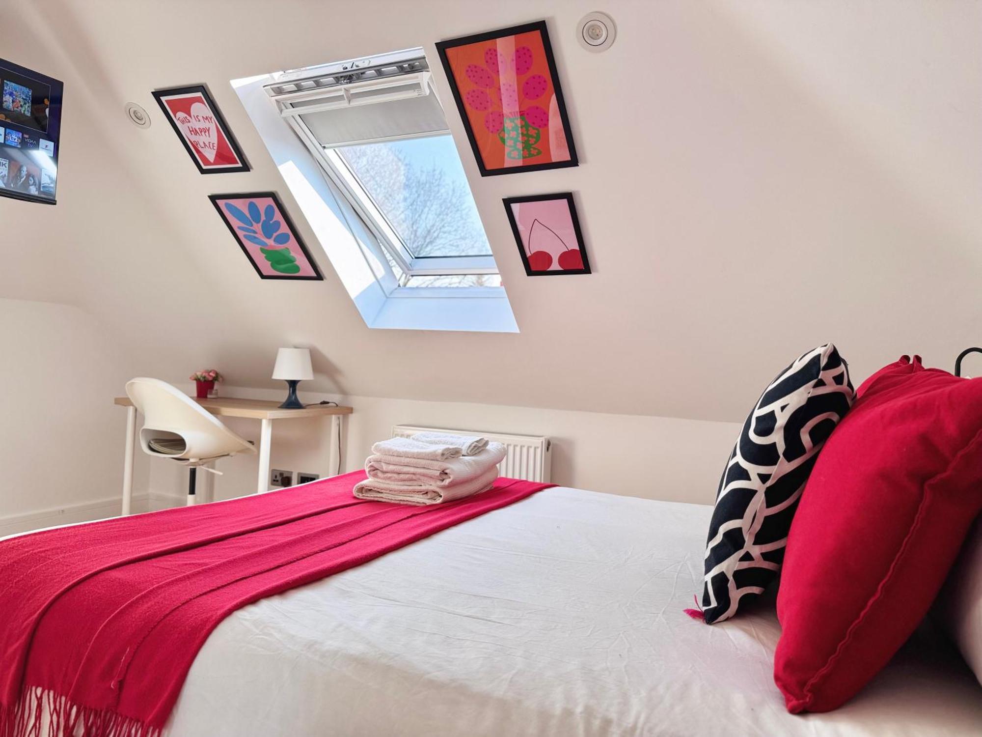 En-Suites With Free Parking 30Min To Central London Eksteriør bilde